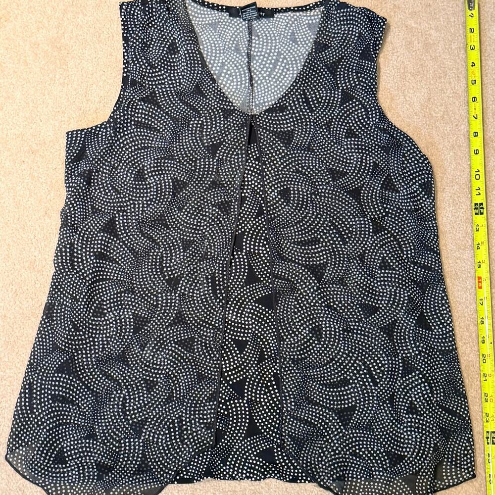 Adele & May XL Sleeveless Layered Tunic Blouse Black White Dot Sharkbite Hem